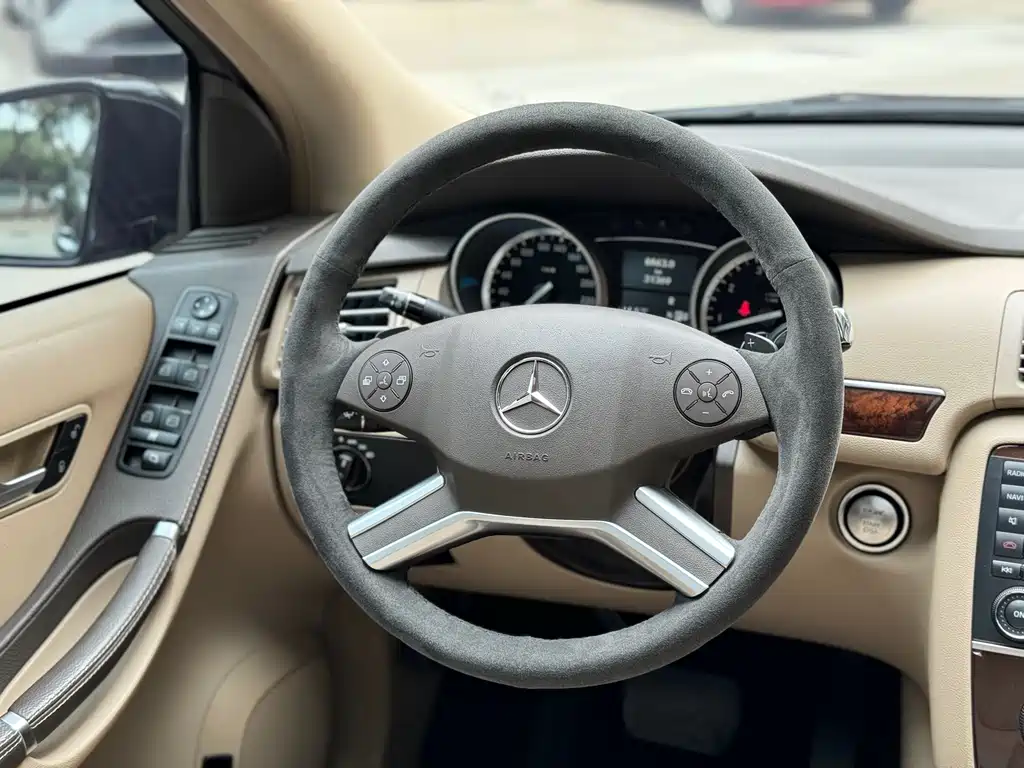 Mercedes-Benz R 2010 R 500 L 4MATIC Grand Edition