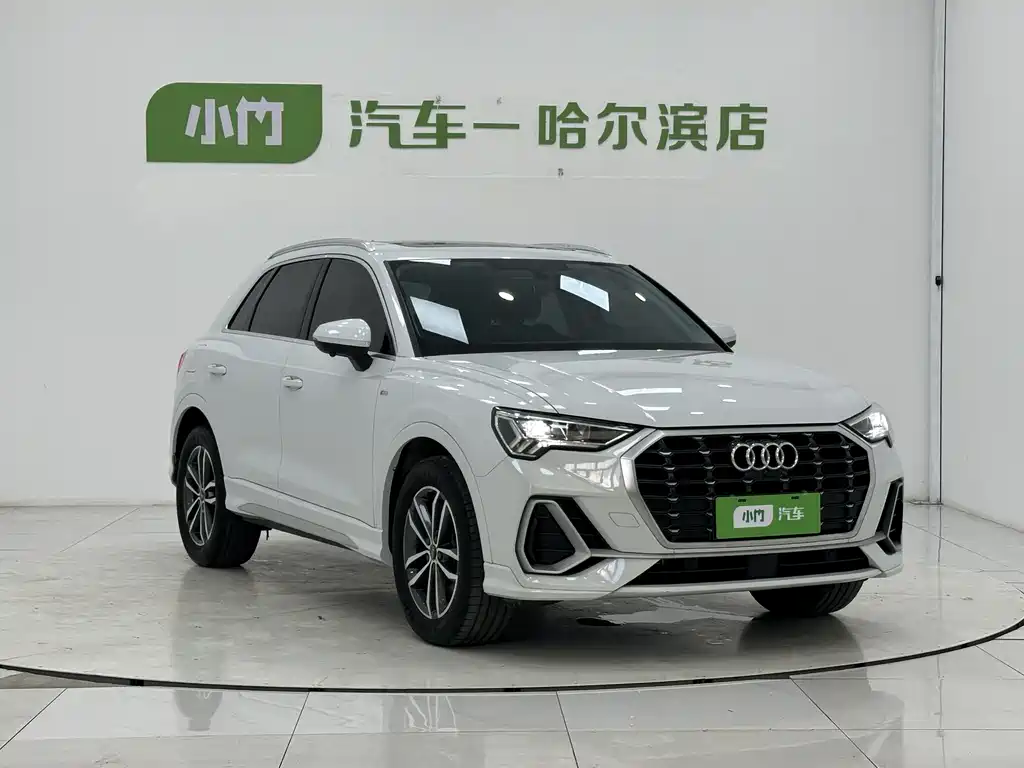 Audi Q3 2022 35 TFSI
