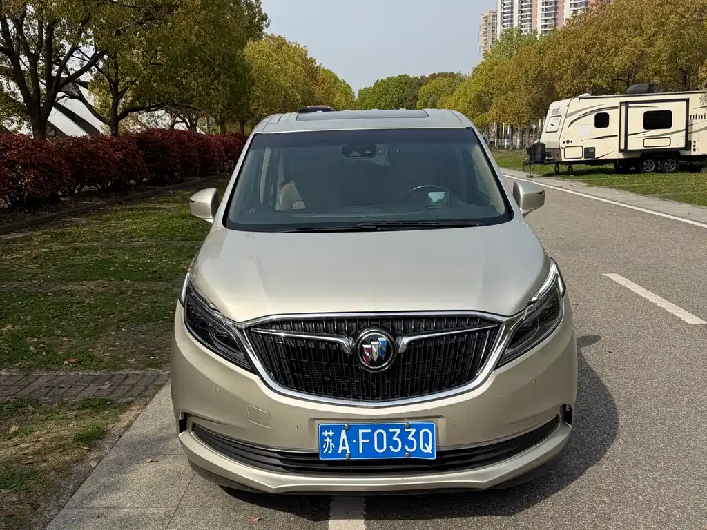 Buick GL8 2017