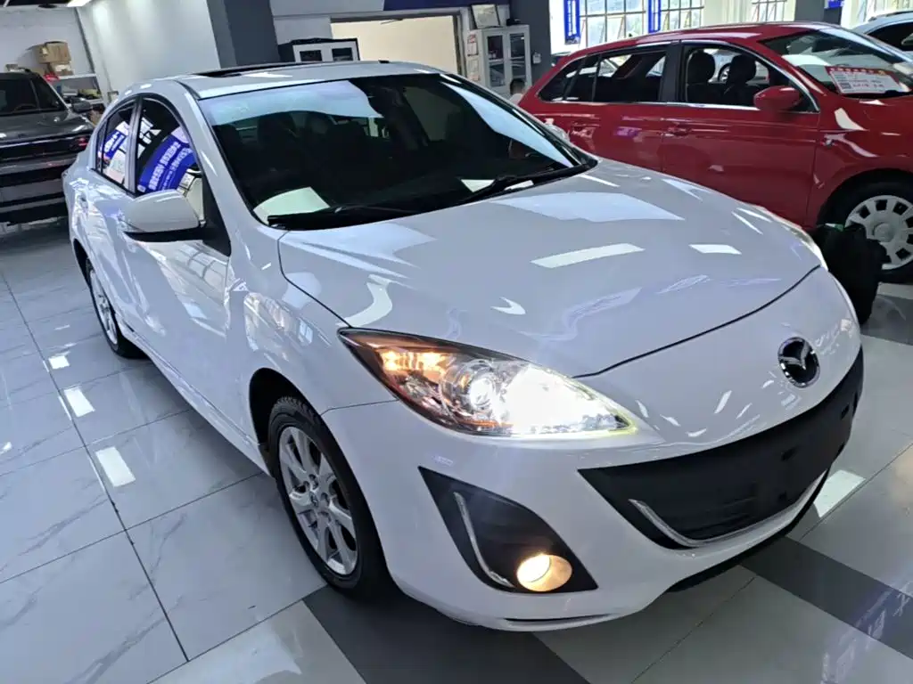 Mazda 3 Xingcheng — миниатюра 4