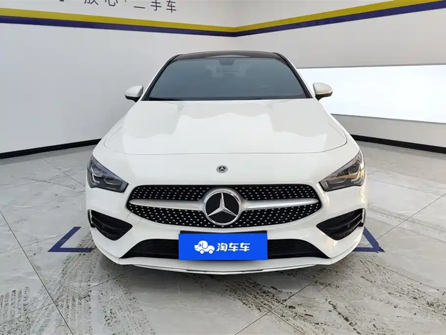 MERCEDES-BENZ CLA