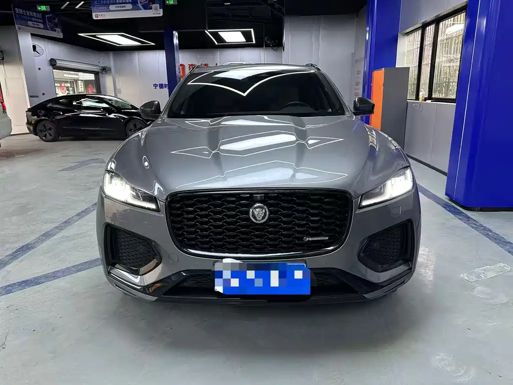 JAGUAR F PACE
