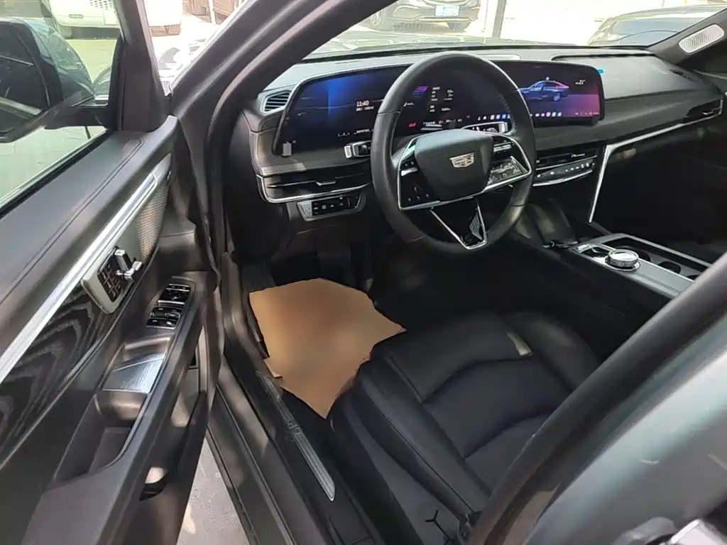 Cadillac CT6 — миниатюра 16