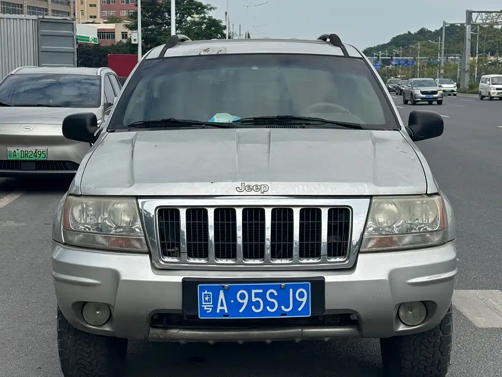 Jeep Grand Cherokee — миниатюра 2