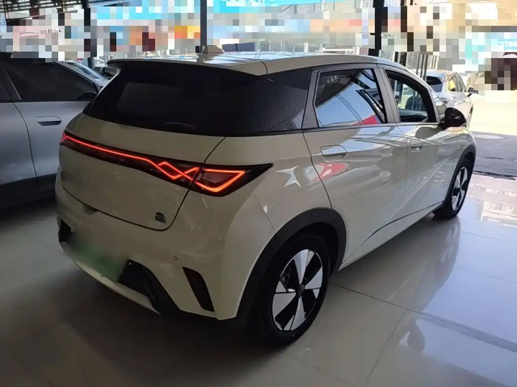 BYD Dolphin — миниатюра 7