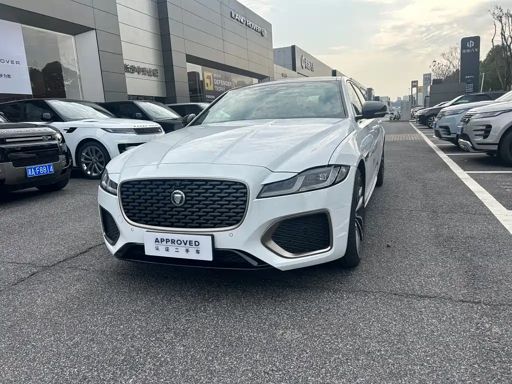 Jaguar XFL 2024