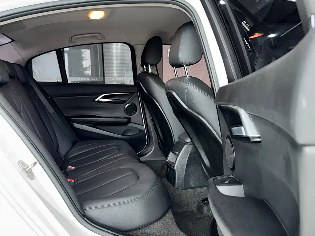 BMW 1 Series 120i Fashion Type, фото 16