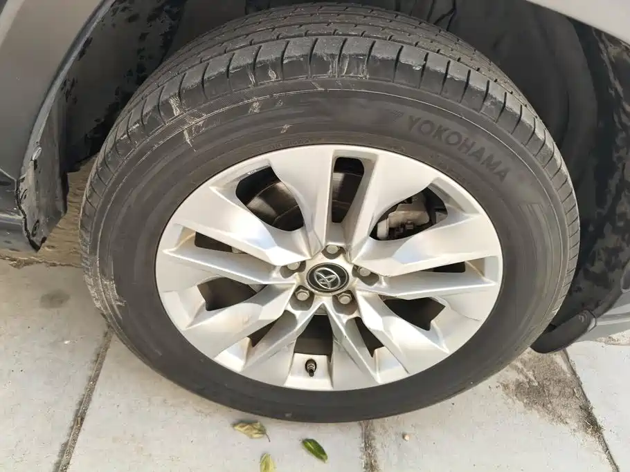 Toyota Wildlander — миниатюра 6