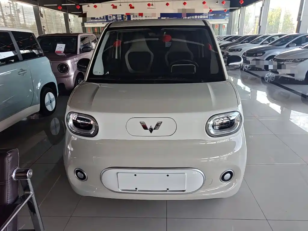 Wuling MINIEV — миниатюра 3