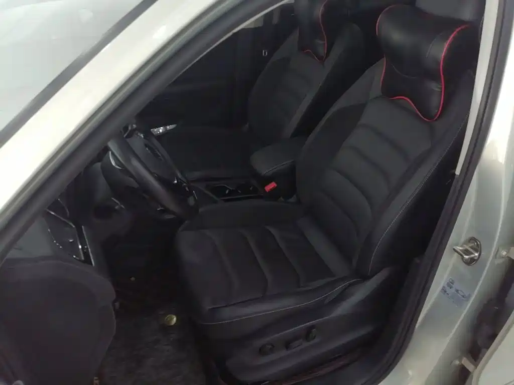 Volkswagen Tiguan L — миниатюра 15