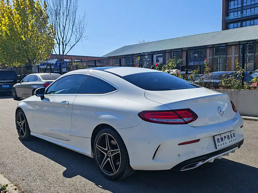 Mercedes-Benz C-Class (Import) — миниатюра 4