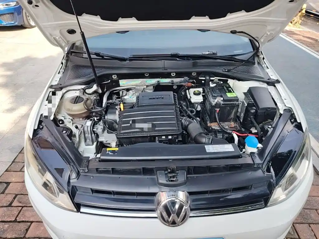 Volkswagen Golf — миниатюра 20