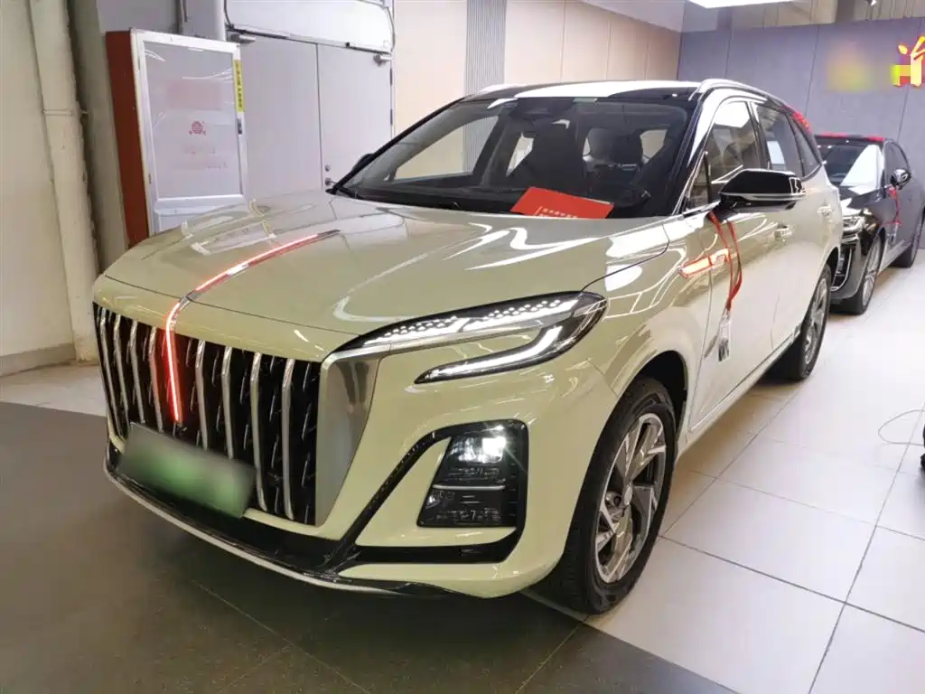 RED FLAG HONGQI HS3 PHEV