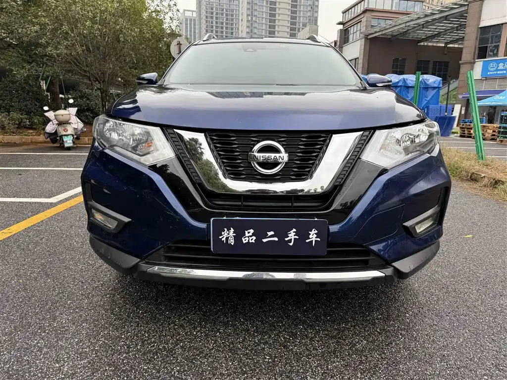 NISSAN QIJUN