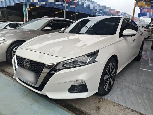 NISSAN TEANA