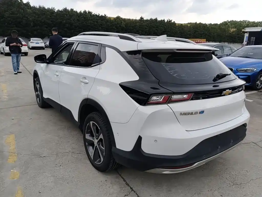 Chevrolet Menlo — миниатюра 5