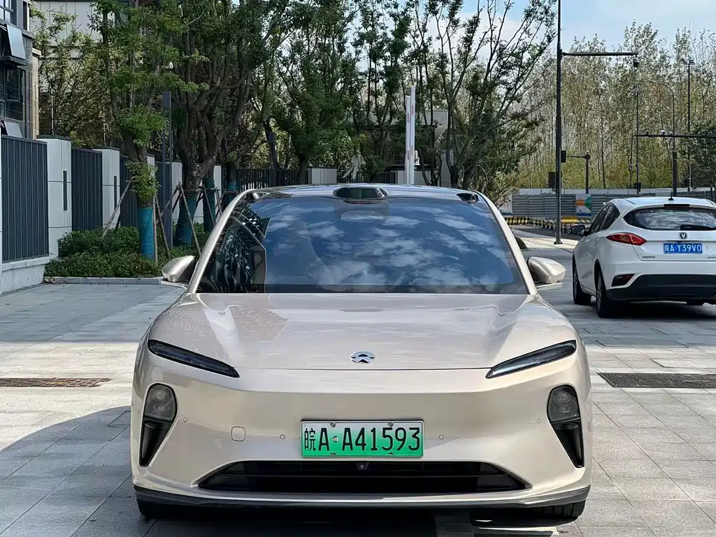 NIO ET5 — миниатюра 2