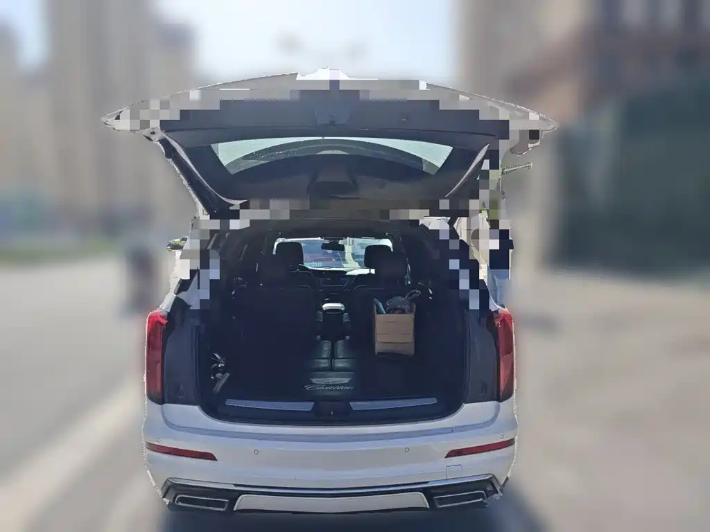 Cadillac XT6 — миниатюра 15