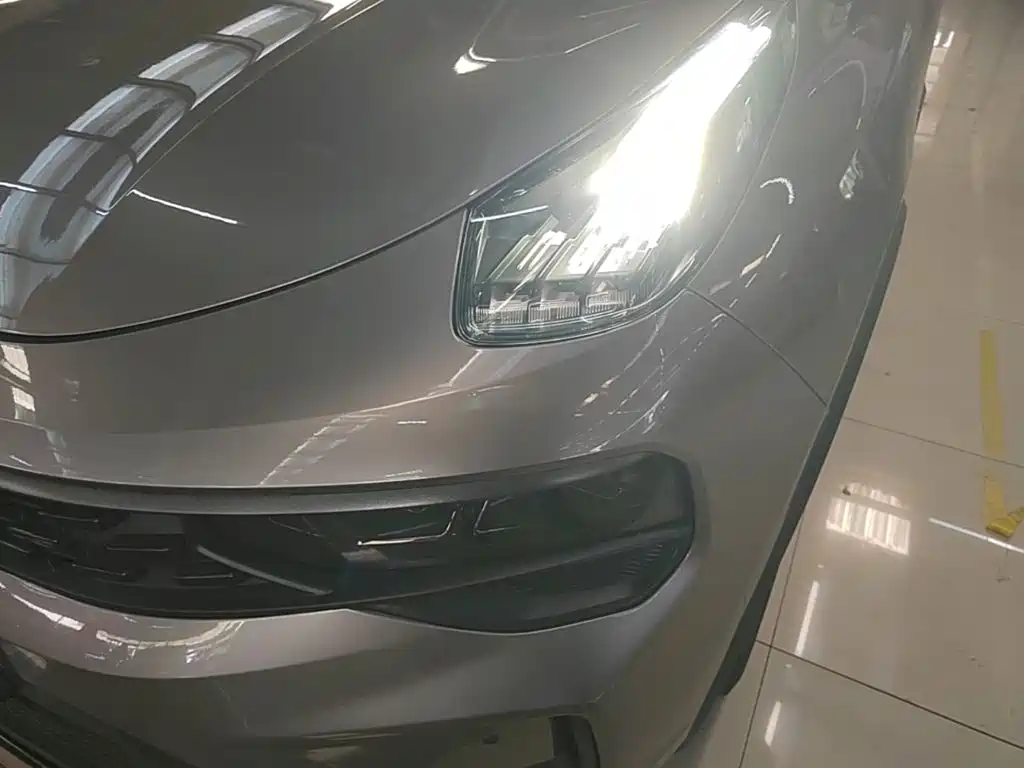 Lynk & Co 01 — миниатюра 24