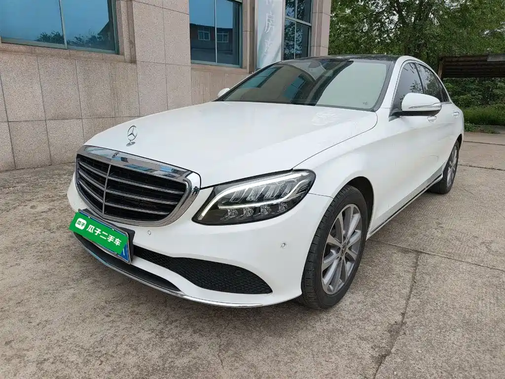 Mercedes-Benz C-Class 2020