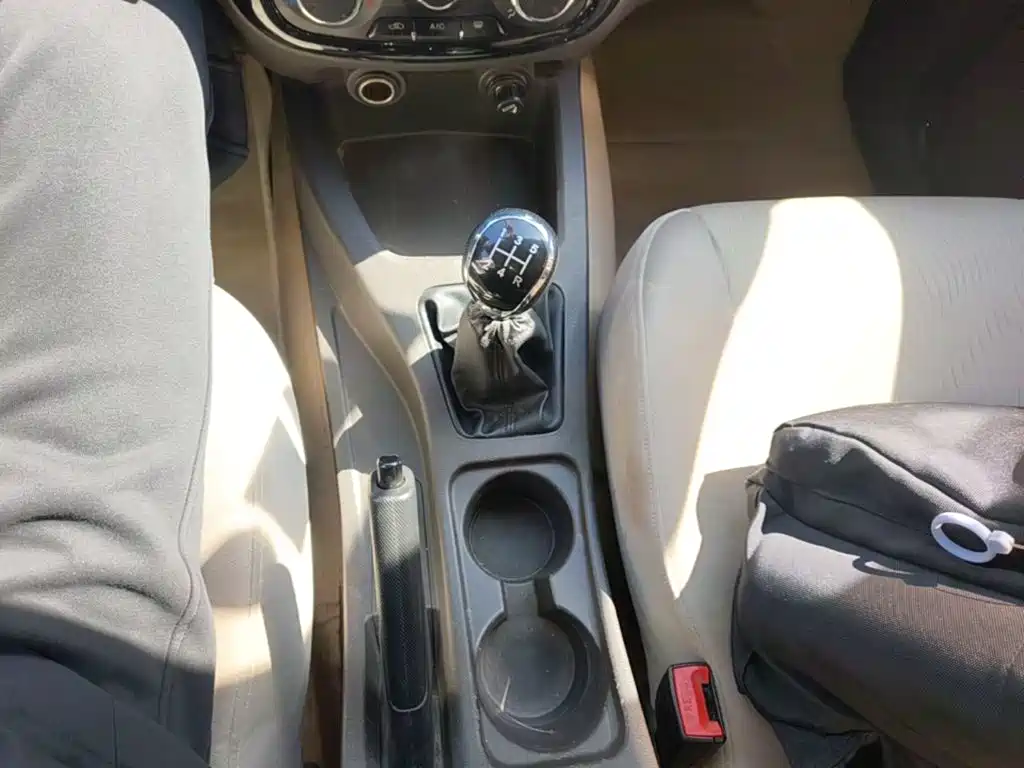 Wuling Rongguang V — миниатюра 14