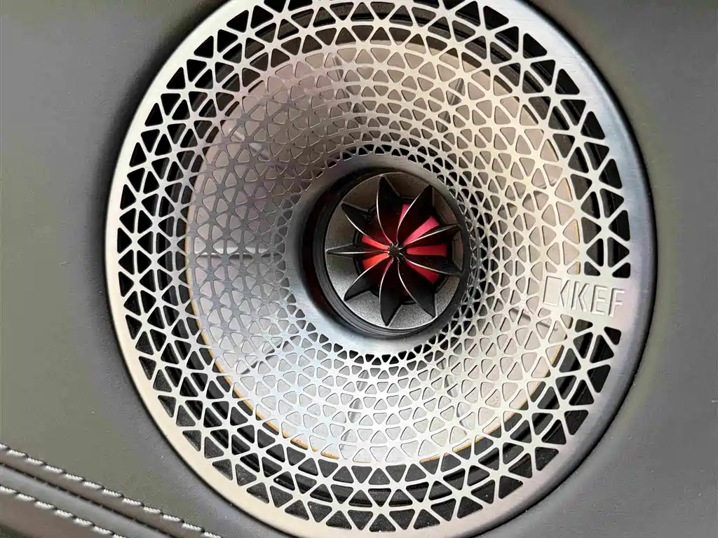 Lotus Eletre — миниатюра 9