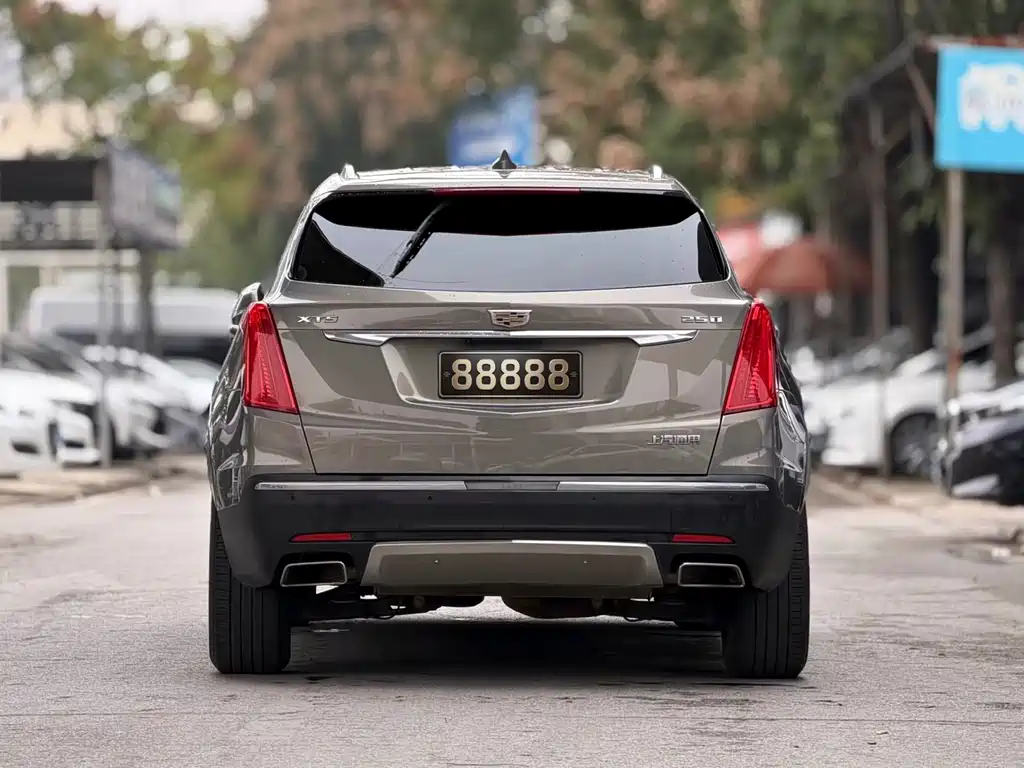 Cadillac XT5 — миниатюра 5