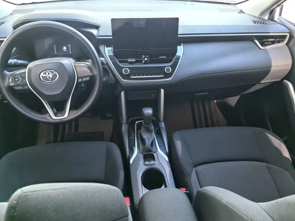 Toyota Frontlander — миниатюра 10
