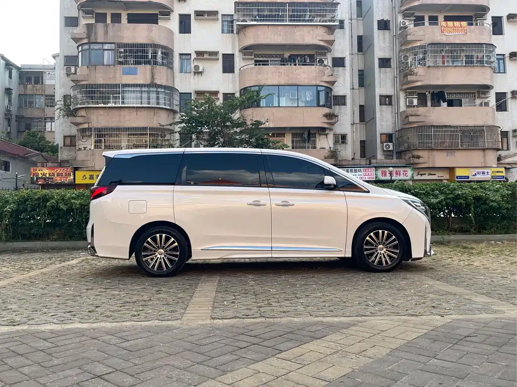GAC Motor Trumpchi M8 — миниатюра 7
