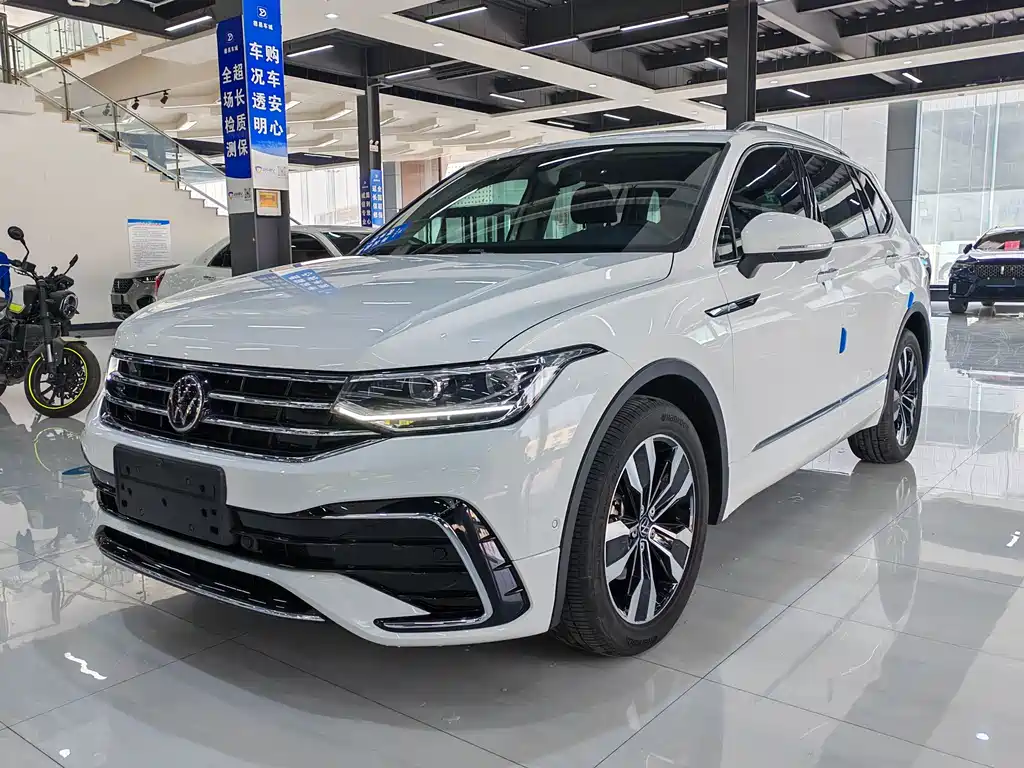 Volkswagen Tiguan L 2023