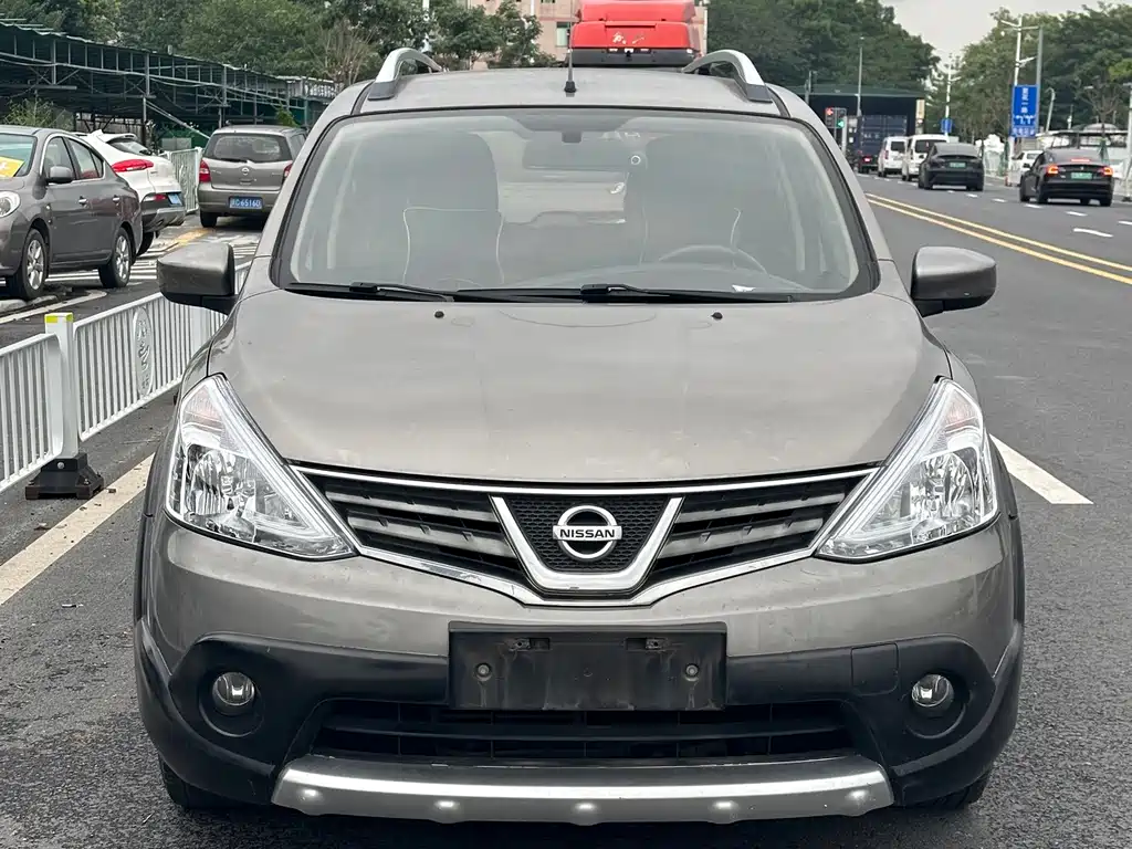 Nissan Livina — миниатюра 2