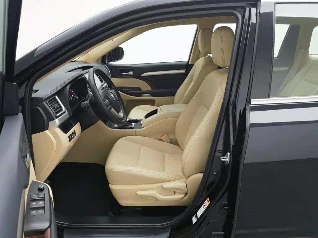 Toyota Highlander — миниатюра 10