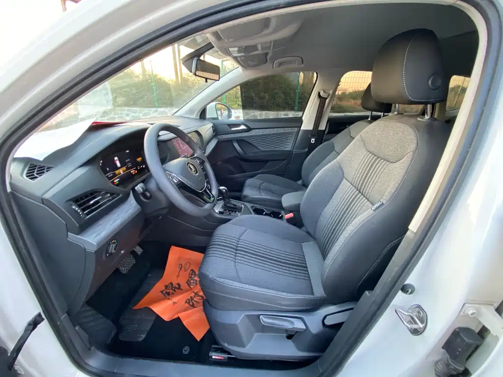 Volkswagen Tharu — миниатюра 7