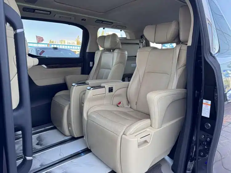 Toyota Alphard 2021 2.5L Luxury