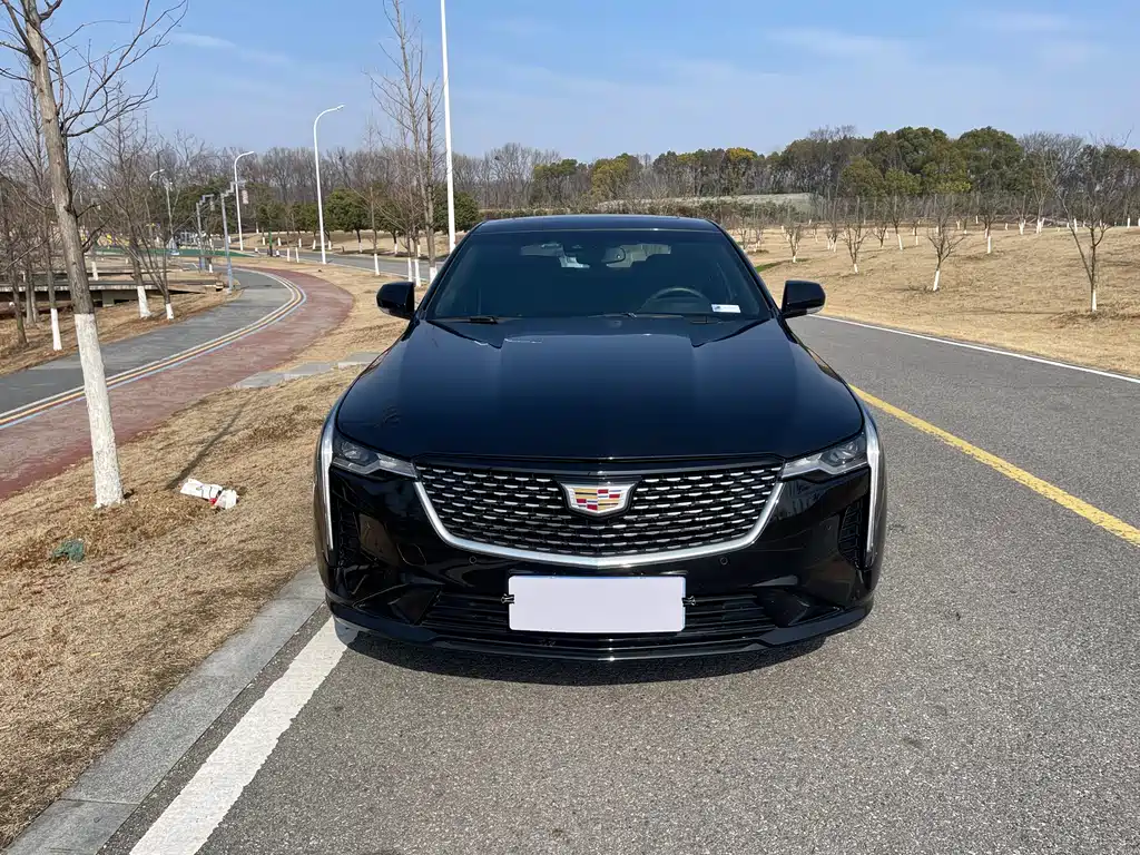 CADILLAC CT4
