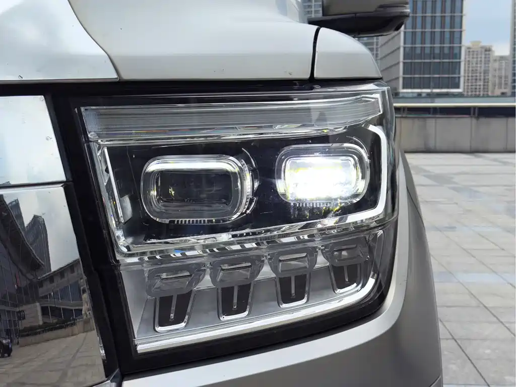 TANK TANK 500 NEW ENERGY