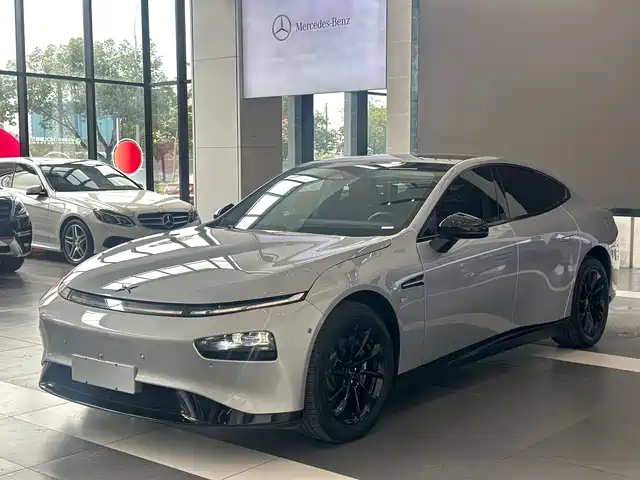 XPeng P7