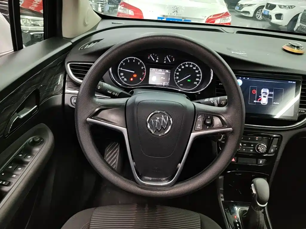Buick Encore — миниатюра 11