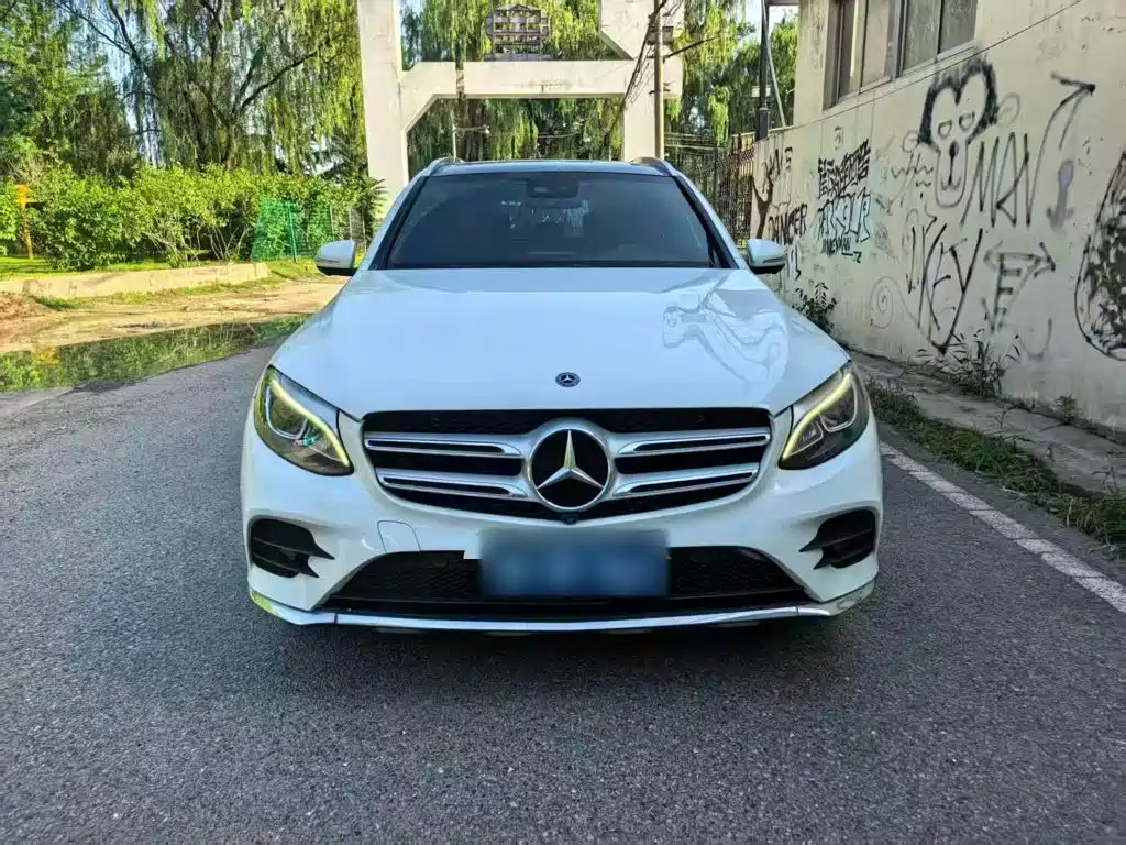 Mercedes-Benz GLC 2017 GLC 260 4MATIC Luxury