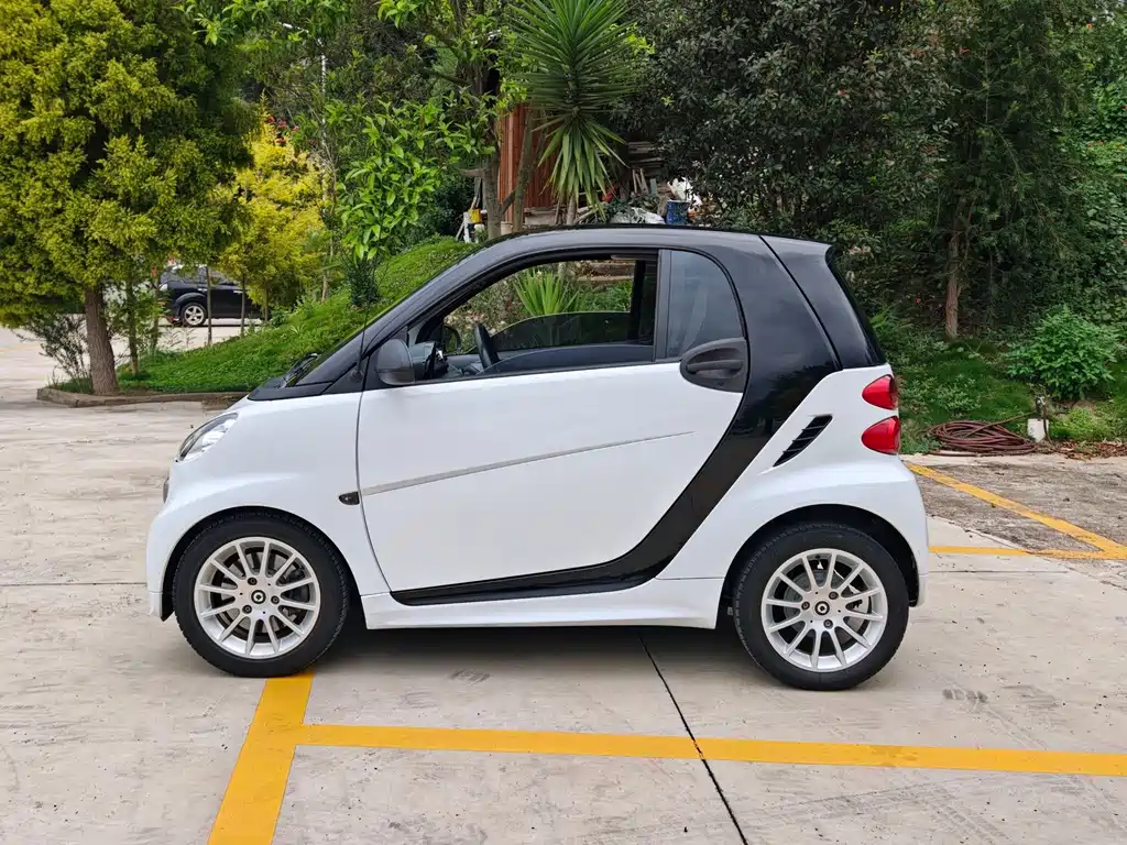 Smart fortwo 1.0 MHD Hardtop Comfort Edition, фото 8