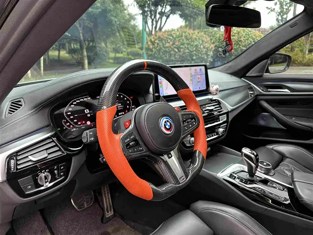 BMW 5 Series (Import) Facelift 540i Elegant Edition M Sport Package, фото 4
