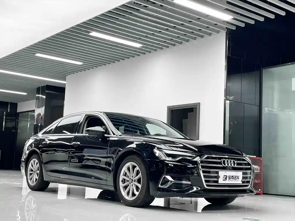 Audi A6L 2023 40 TFSI Luxury