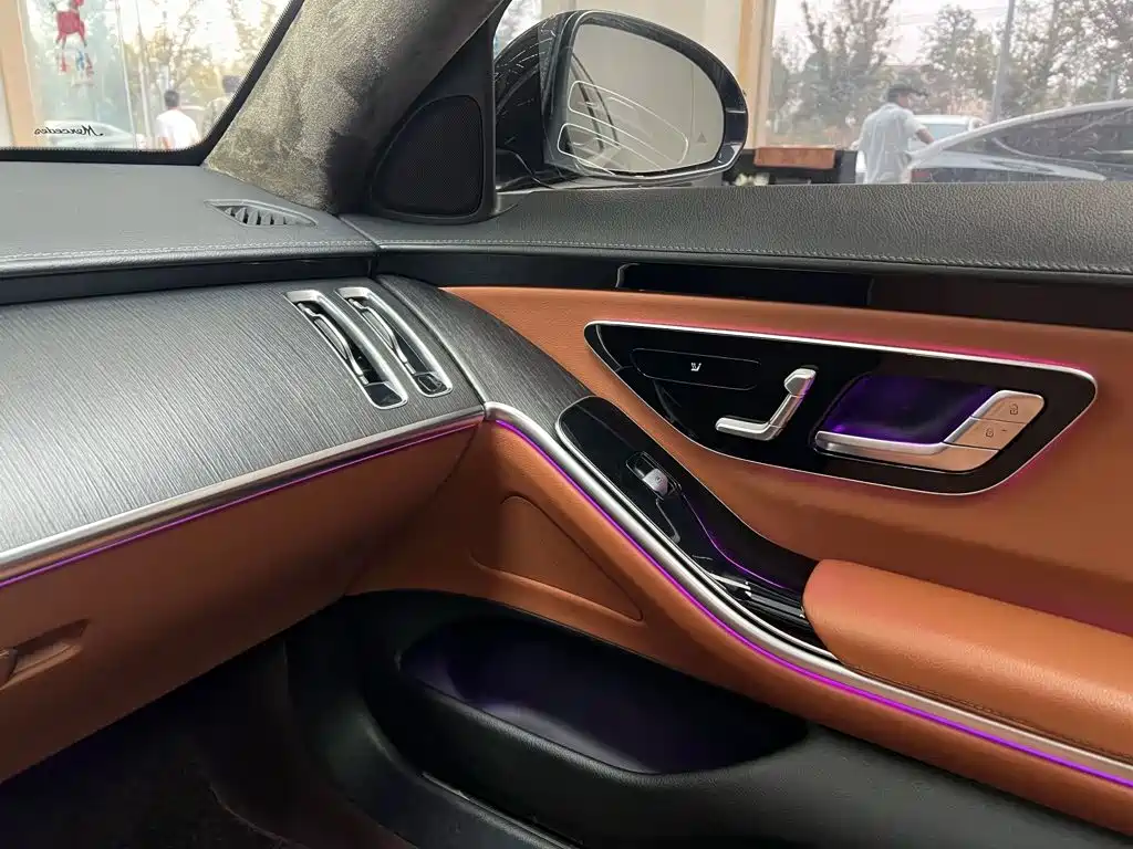 Mercedes-Benz S-Class — миниатюра 8