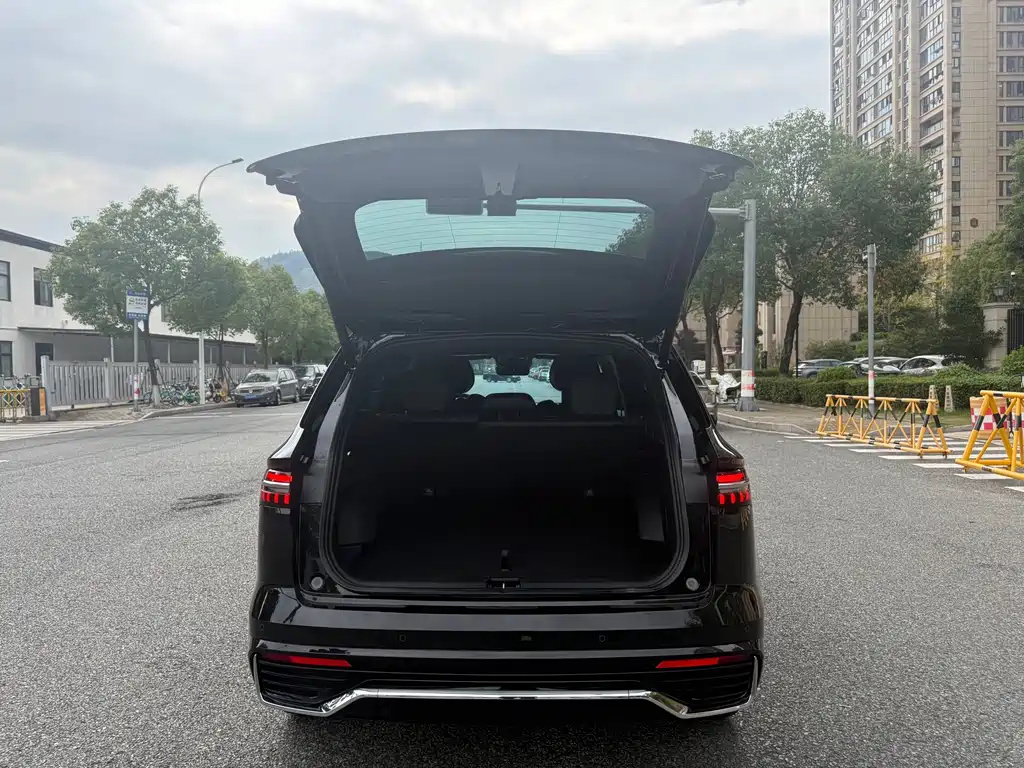 GEELY AUTOMOBILE XINGYUE L