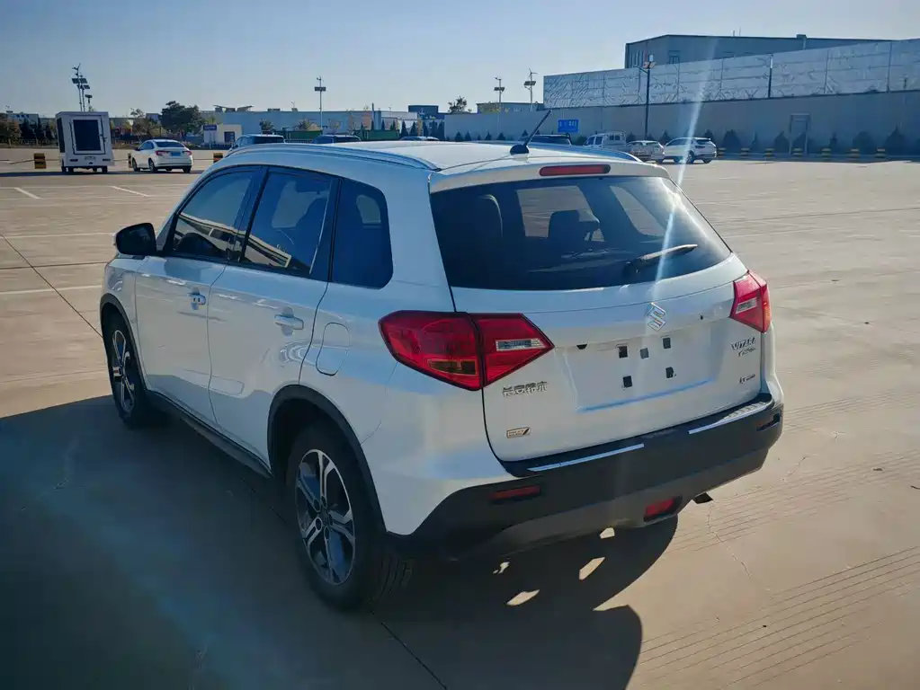 Suzuki Vitara — миниатюра 8