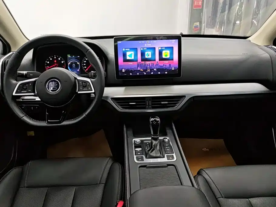 BYD Tang — миниатюра 12