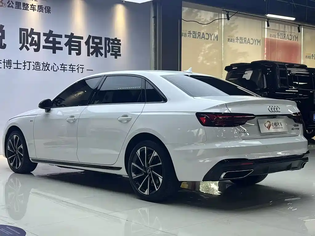 Audi A4L 2023 40 TFSI Luxury