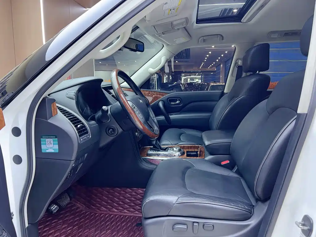 Infiniti QX80 2018 5.6L
