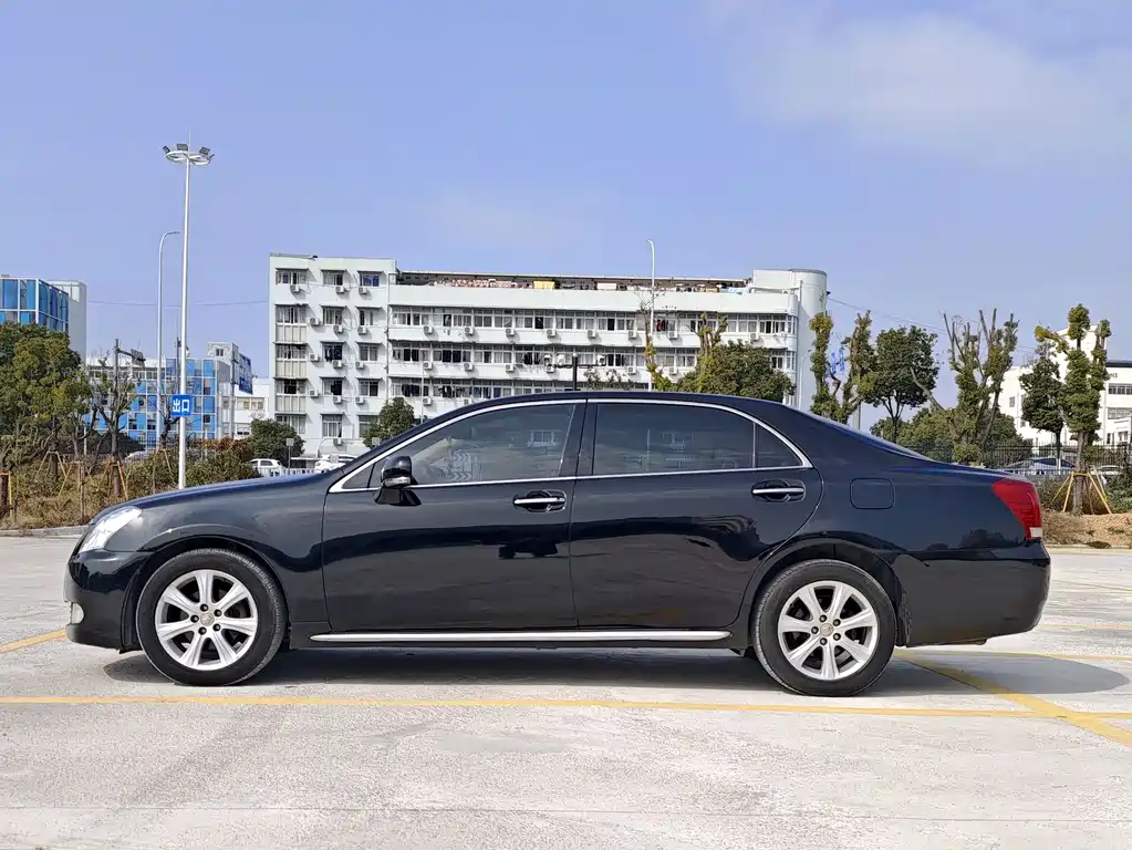 Toyota Crown 2010 3.0L Royal Saloon