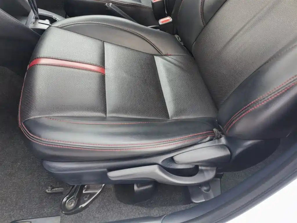 TOYOTA YARIS L ZHIXUAN